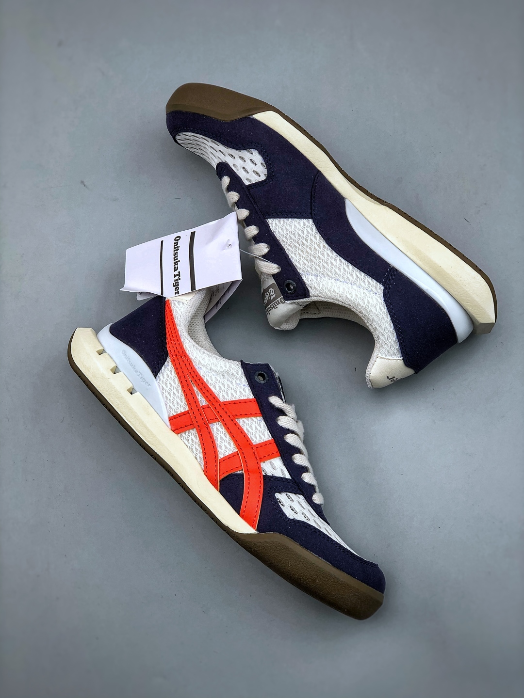 (Cream/ Vermillion/ Tomato) Ultimate 81 EX Shoes
