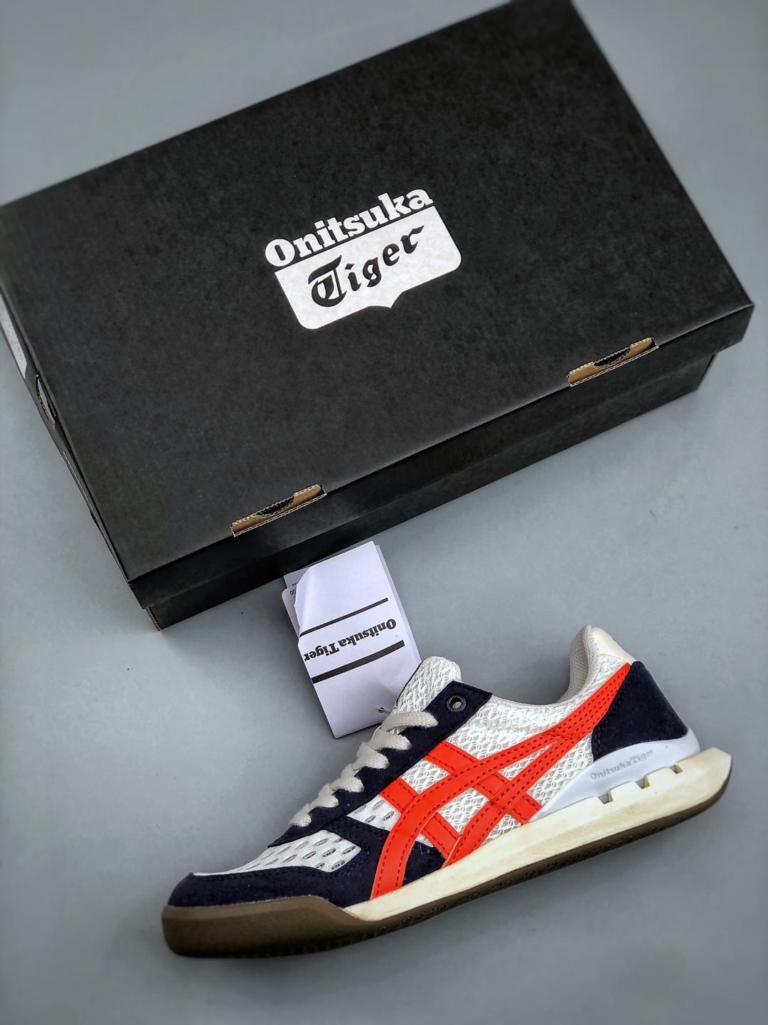 (Cream/ Vermillion/ Tomato) Ultimate 81 EX Shoes